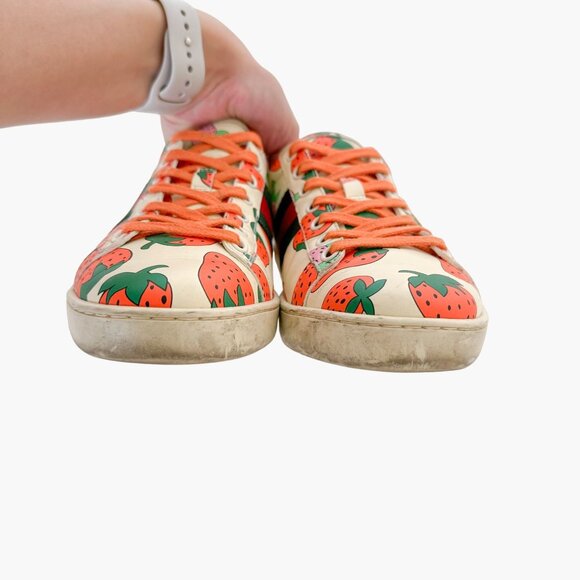 Gucci Cream and Orange Strawberry Sneakers - Picture 6 of 13
